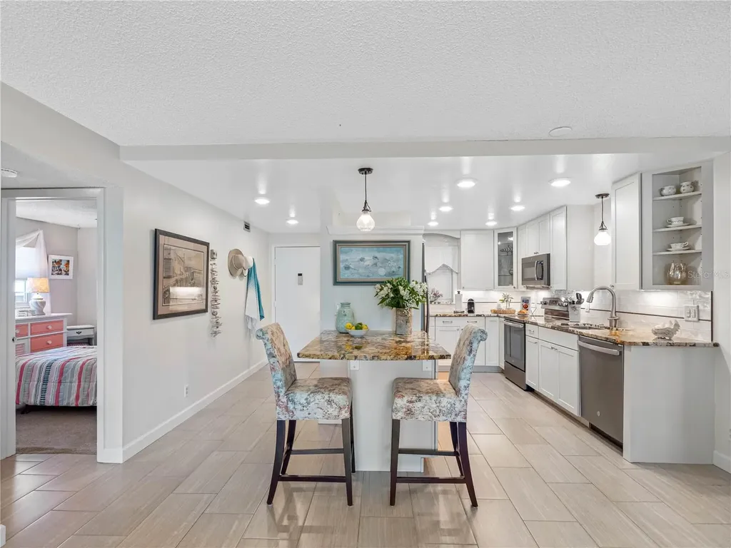 11485 Oakhurst Road Largo FL 33774