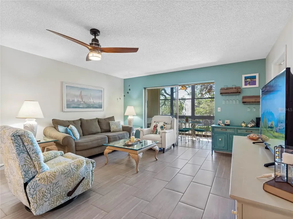 11485 Oakhurst Road Largo FL 33774