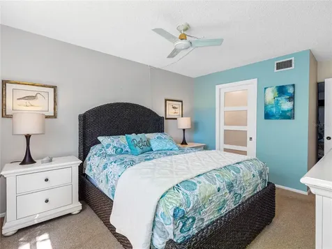 11485 Oakhurst Road Largo FL 33774