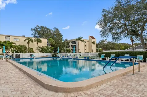 11485 Oakhurst Road Largo FL 33774