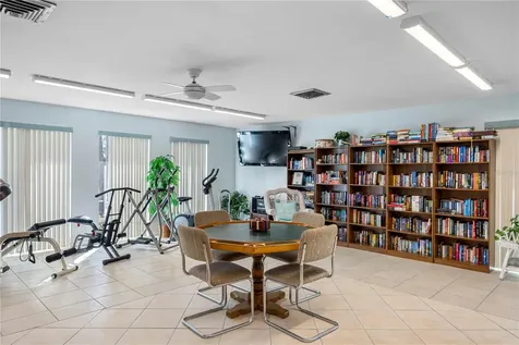 11485 Oakhurst Road Largo FL 33774