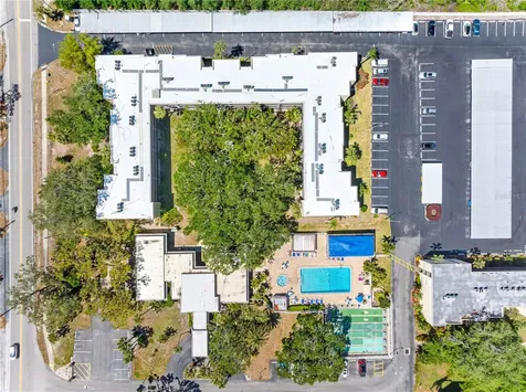 11485 Oakhurst Road Largo FL 33774
