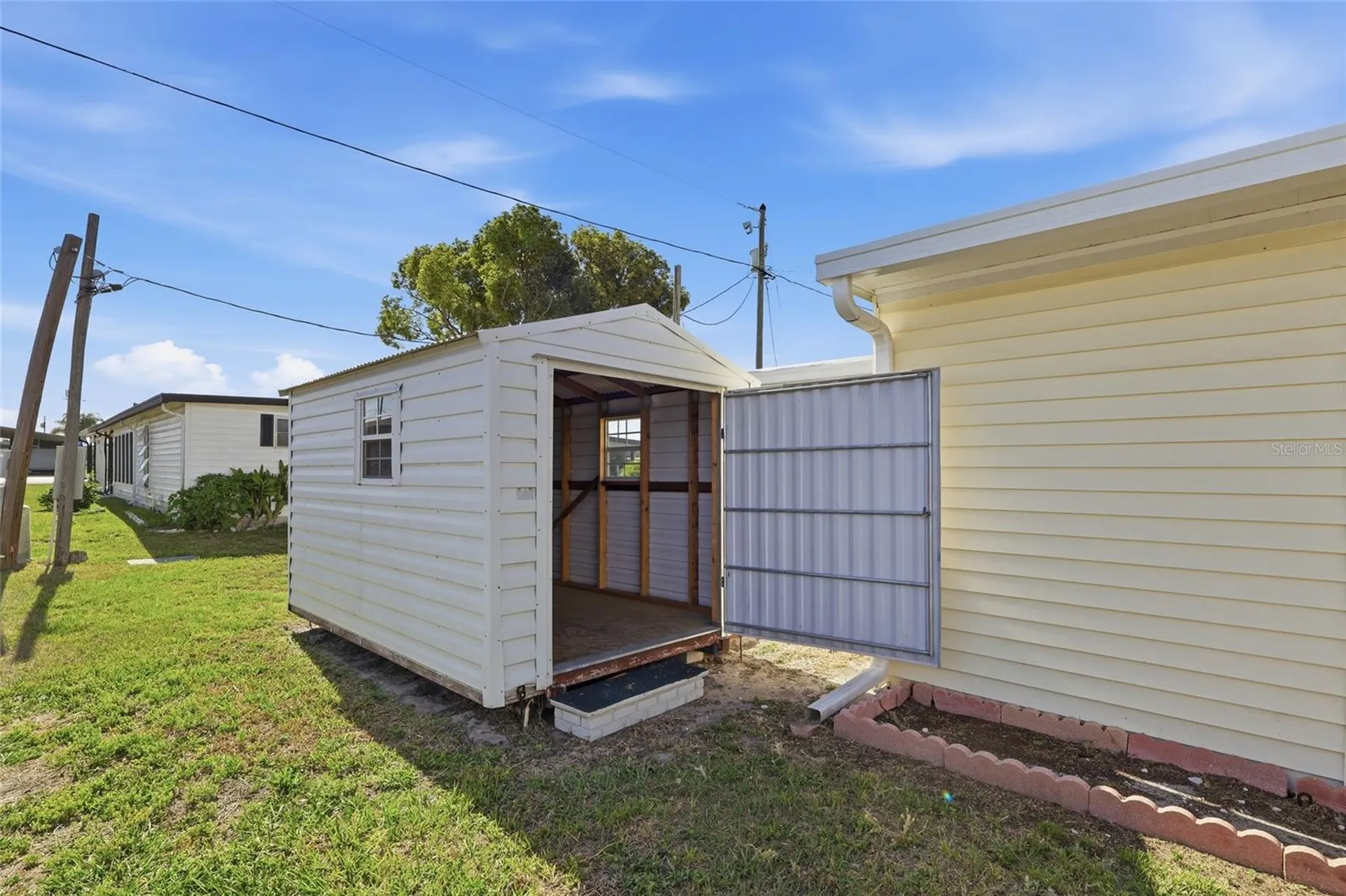 5246 Amanda Street Zephyrhills FL 33542