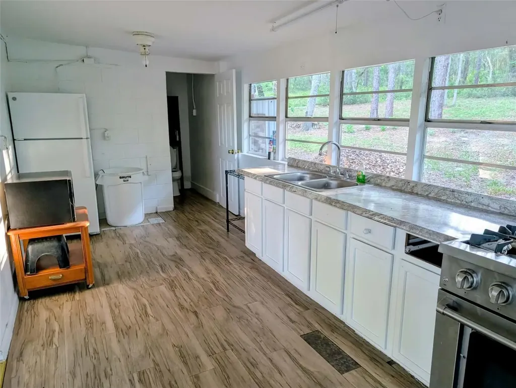 17247 SE 284th Terrace Umatilla FL 32784