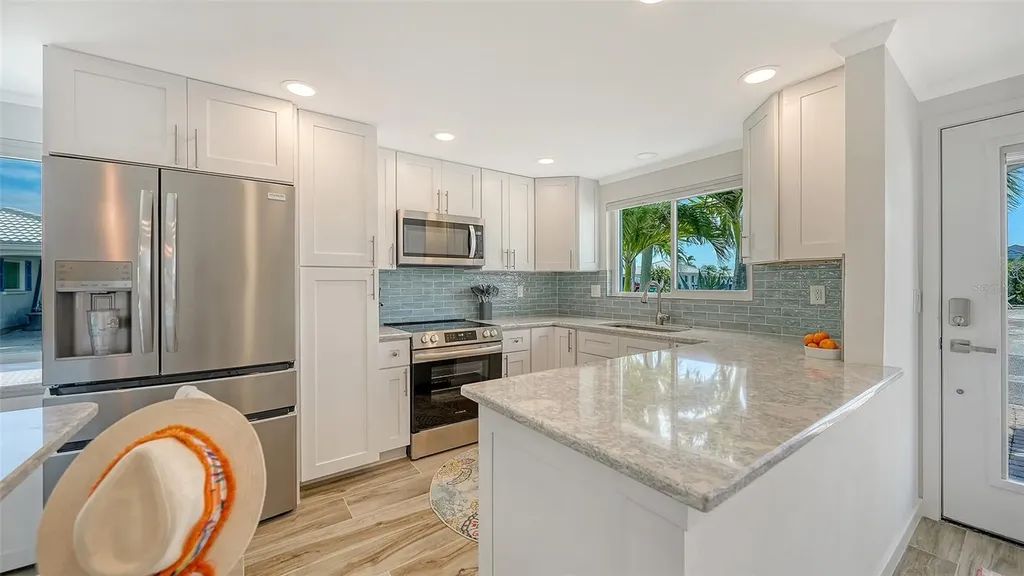 925 Spanish Drive N Longboat Key FL 34228