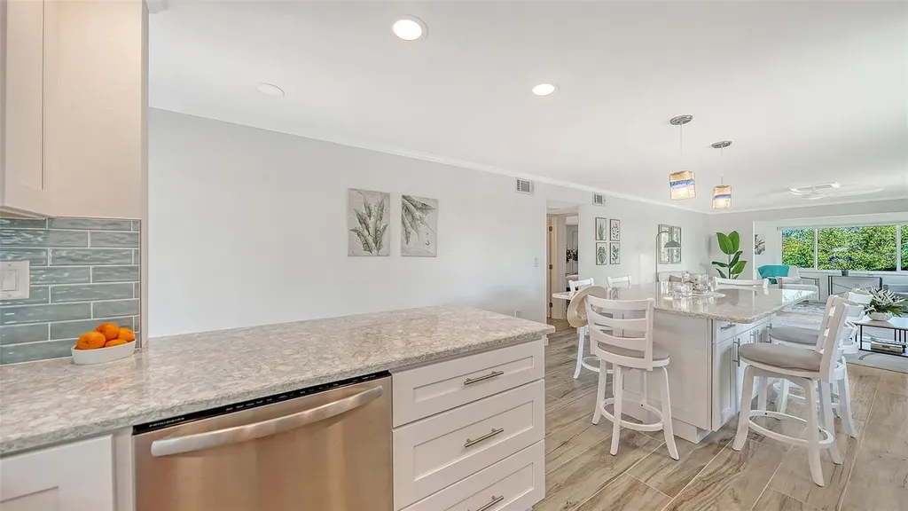 925 Spanish Drive N Longboat Key FL 34228