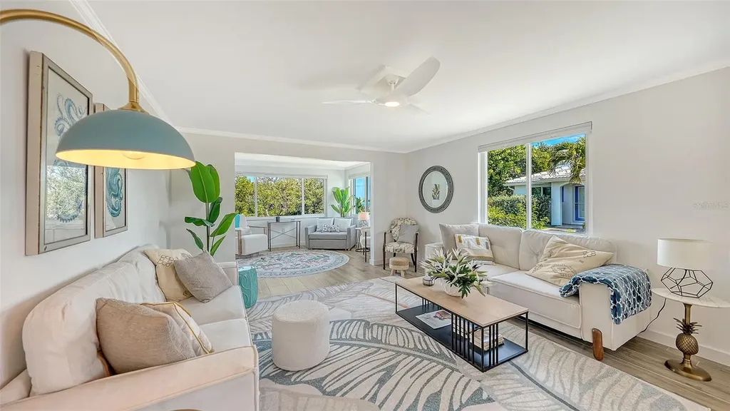 925 Spanish Drive N Longboat Key FL 34228