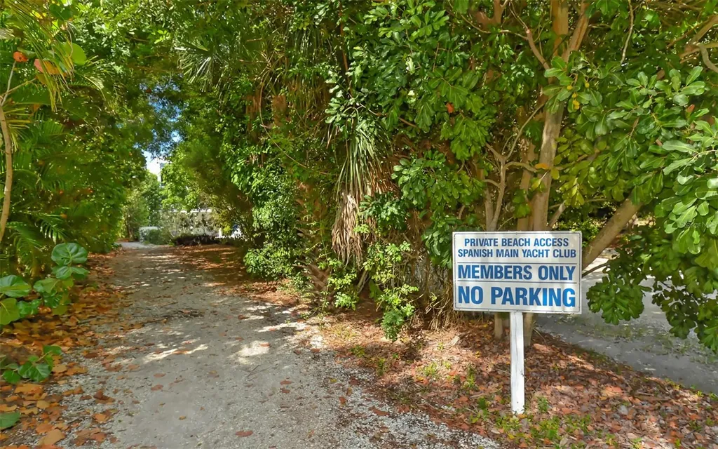 925 Spanish Drive N Longboat Key FL 34228