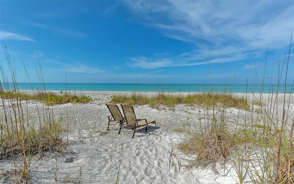 925 Spanish Drive N Longboat Key FL 34228