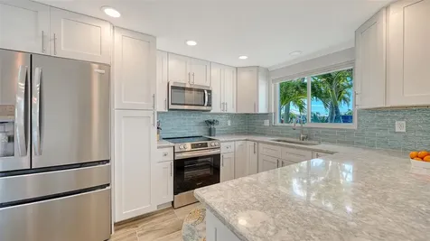 925 Spanish Drive N Longboat Key FL 34228