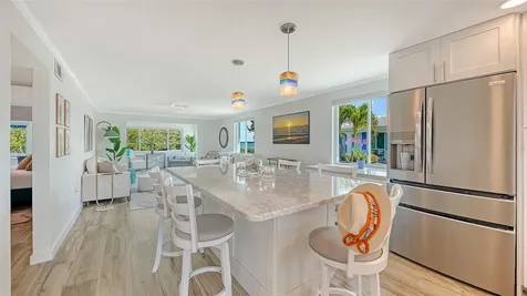 925 Spanish Drive N Longboat Key FL 34228