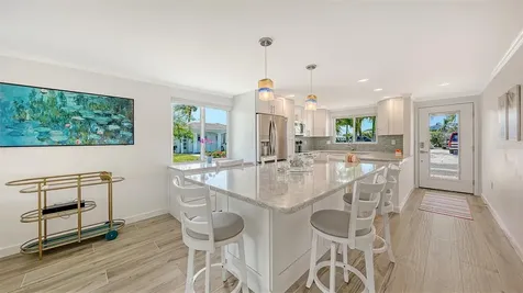 925 Spanish Drive N Longboat Key FL 34228