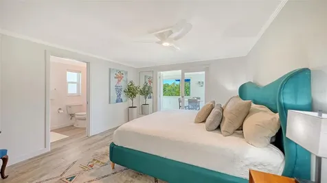 925 Spanish Drive N Longboat Key FL 34228