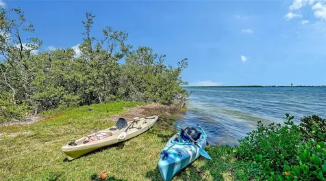 925 Spanish Drive N Longboat Key FL 34228