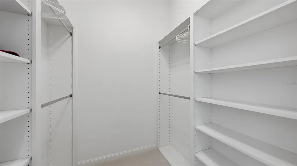 8080 Cardena Lane Sarasota FL 34238