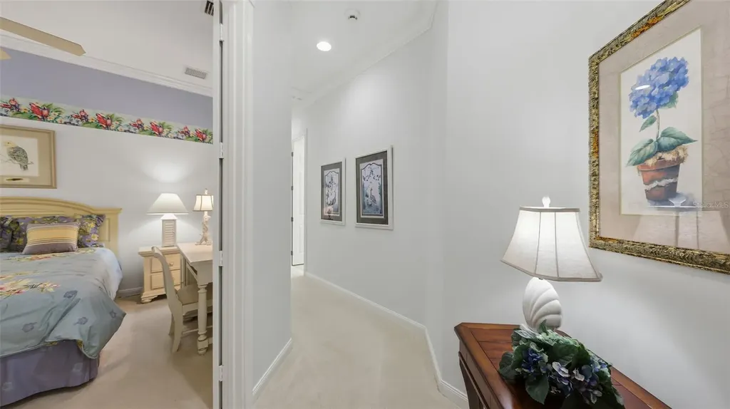 8080 Cardena Lane Sarasota FL 34238