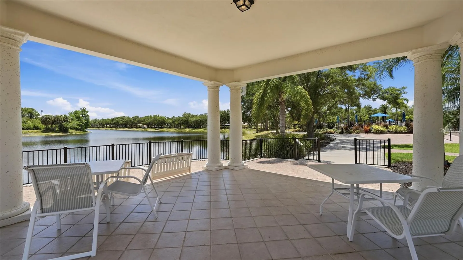 8080 Cardena Lane Sarasota FL 34238