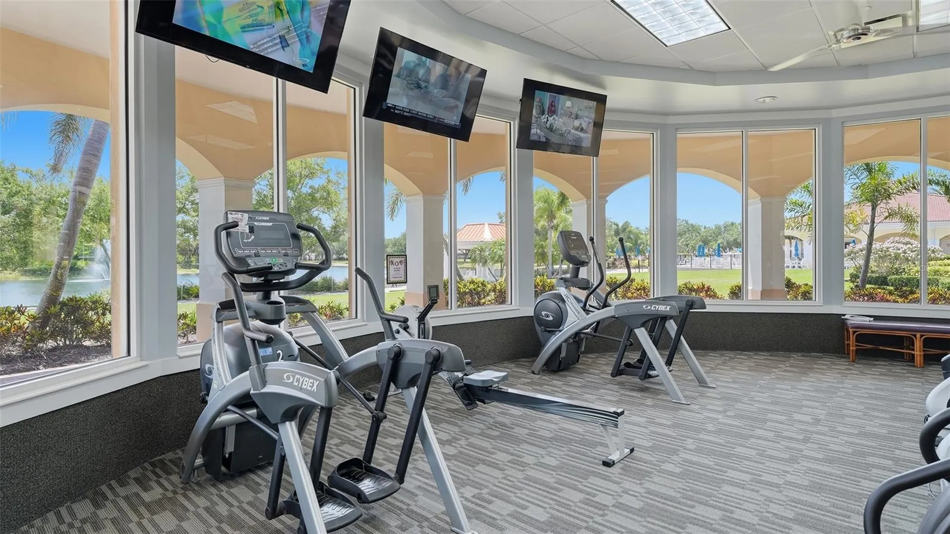 8080 Cardena Lane Sarasota FL 34238