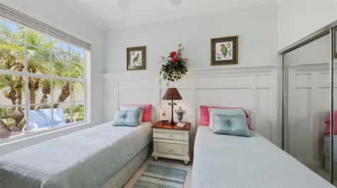 8080 Cardena Lane Sarasota FL 34238