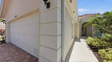 8080 Cardena Lane Sarasota FL 34238