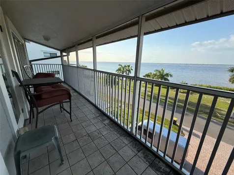 1477 Park Beach Circle Punta Gorda FL 33950
