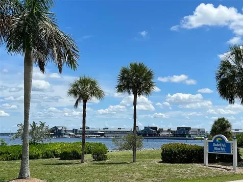 1477 Park Beach Circle Punta Gorda FL 33950