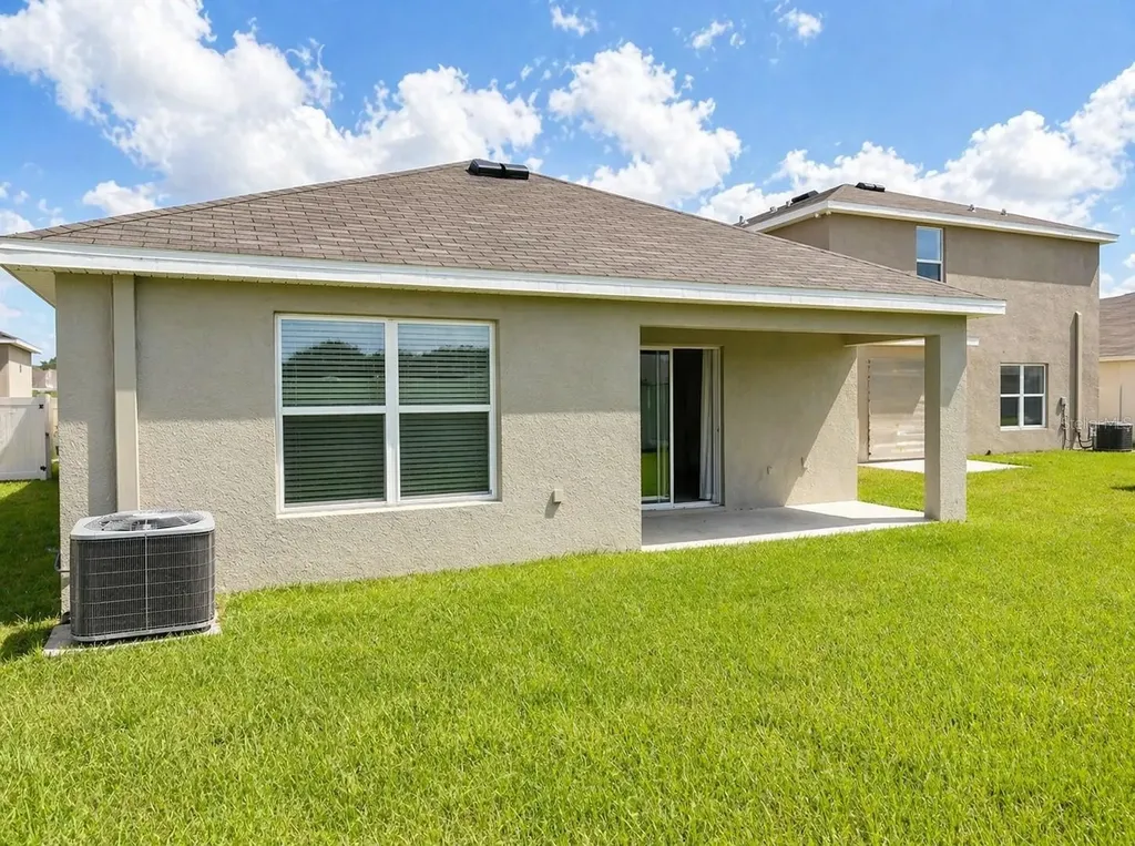 16511 Mosaic Oar Drive Wimauma FL 33598