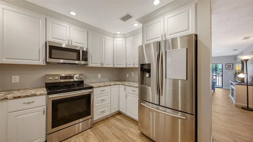 7291 Cloister Drive Sarasota FL 34231