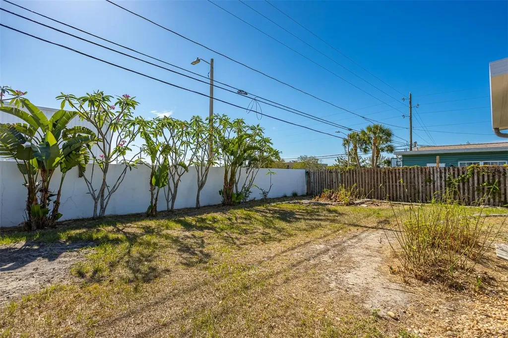 9317 Crestview Street Seminole FL 33772