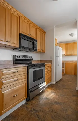 9317 Crestview Street Seminole FL 33772
