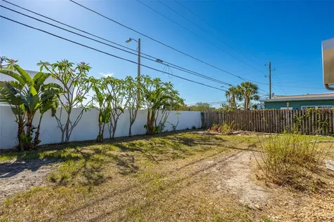 9317 Crestview Street Seminole FL 33772