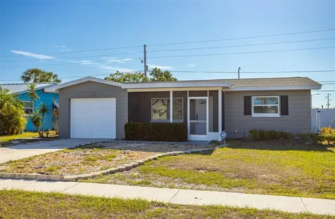 9317 Crestview Street Seminole FL 33772