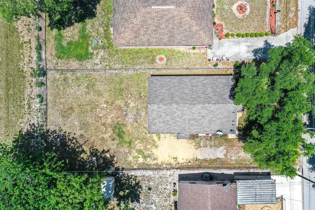 225 W Northside Drive Lake Wales FL 33853