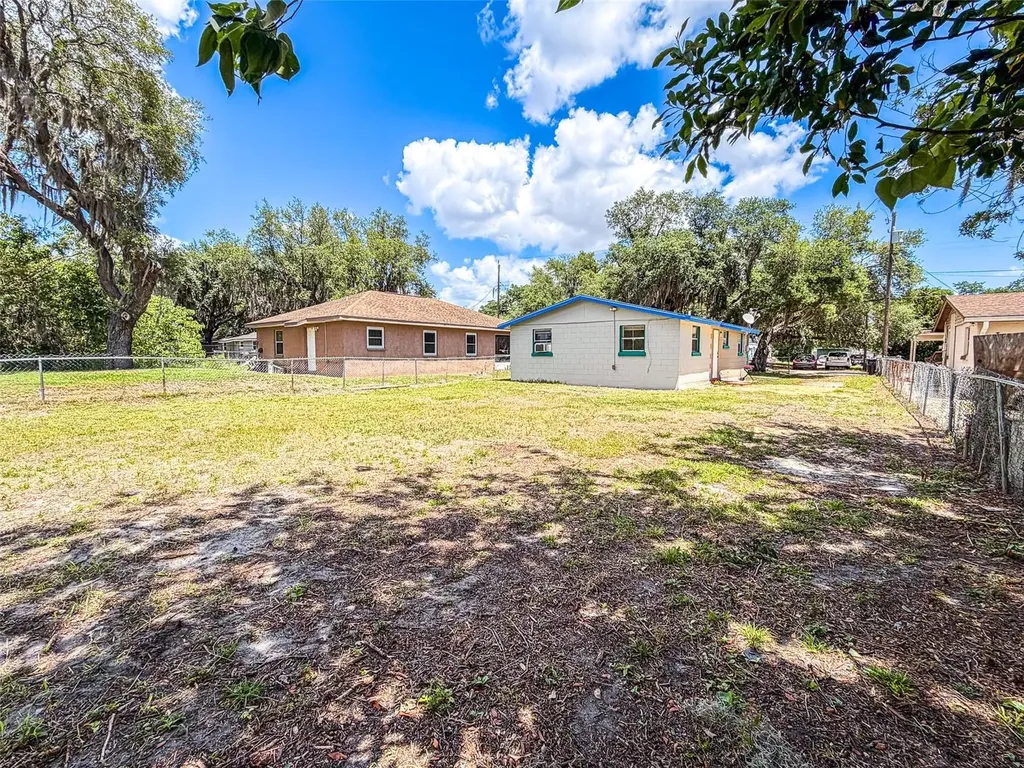 225 W Northside Drive Lake Wales FL 33853