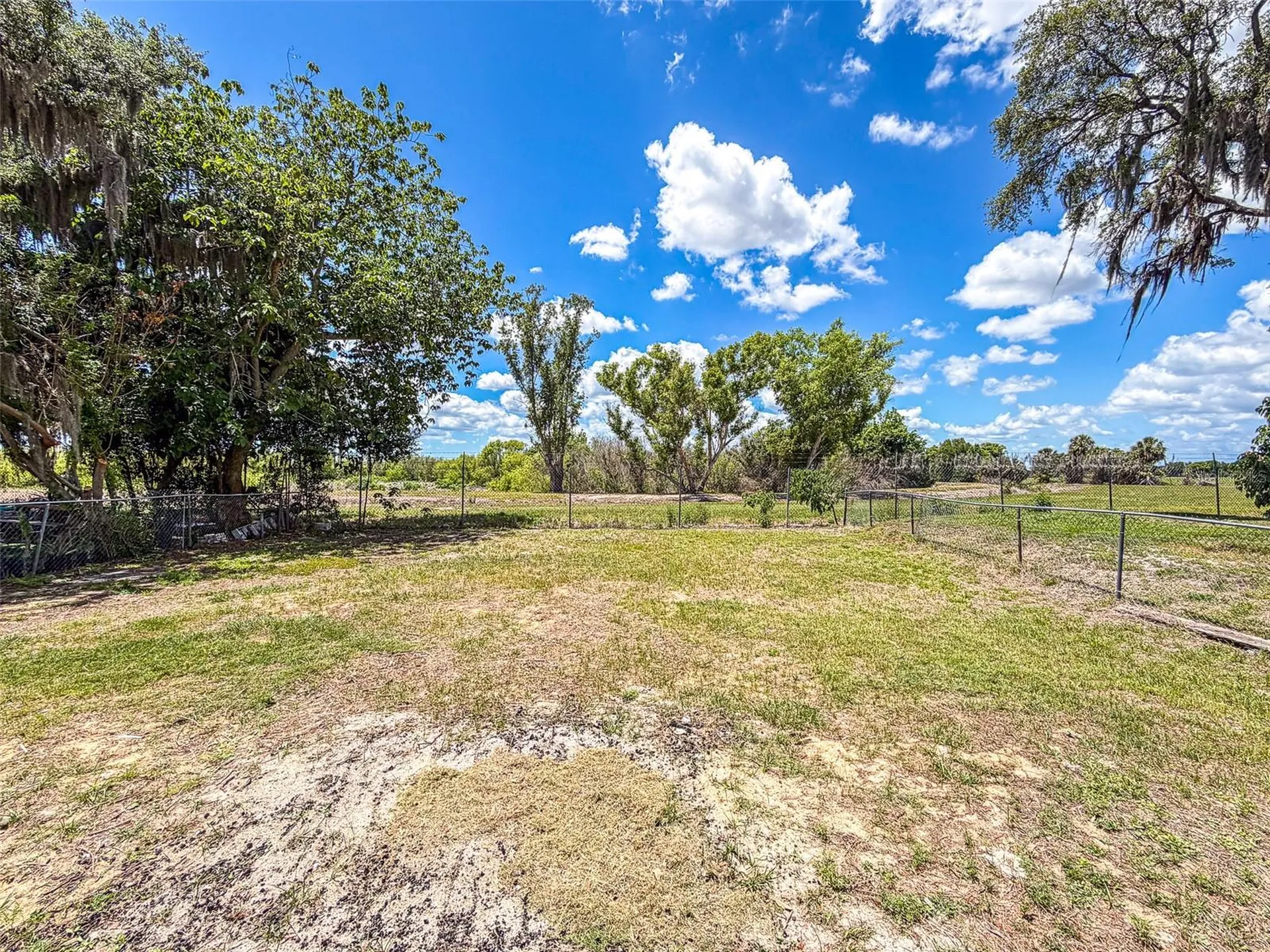 225 W Northside Drive Lake Wales FL 33853