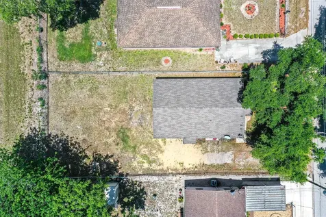 225 W Northside Drive Lake Wales FL 33853