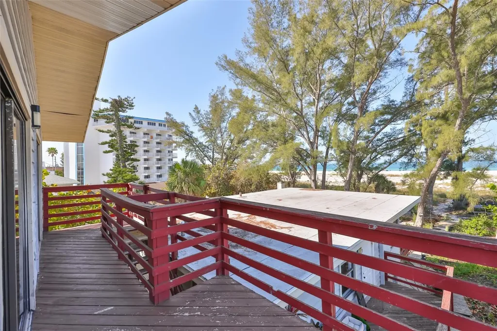 10220 Gulf Boulevard Treasure Island FL 33706