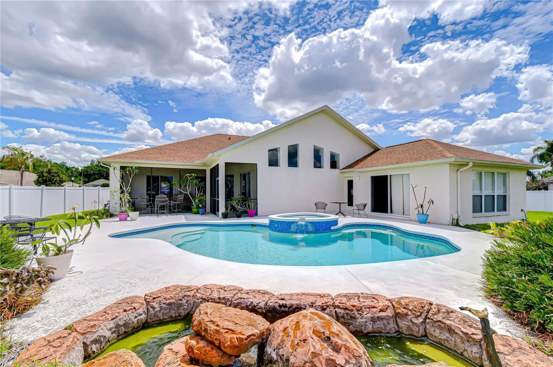 2833 Mossy Timber Trail Valrico FL 33596