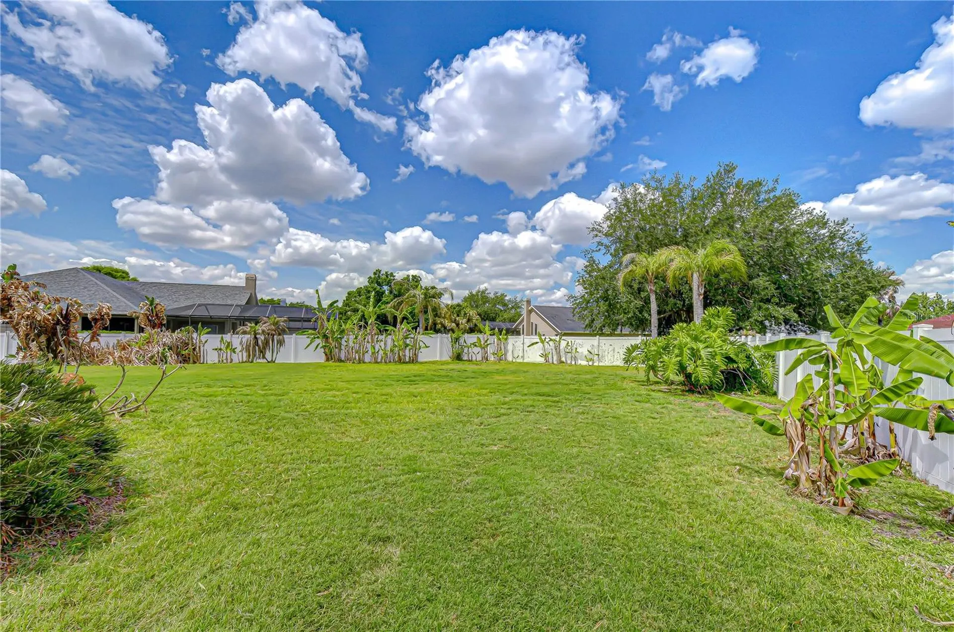 2833 Mossy Timber Trail Valrico FL 33596