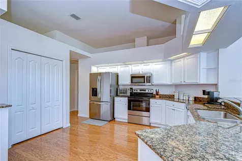 2833 Mossy Timber Trail Valrico FL 33596