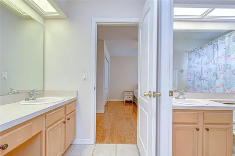 2833 Mossy Timber Trail Valrico FL 33596