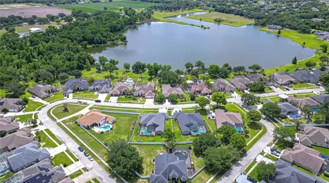 2833 Mossy Timber Trail Valrico FL 33596