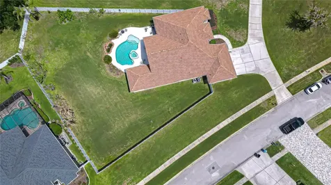 2833 Mossy Timber Trail Valrico FL 33596