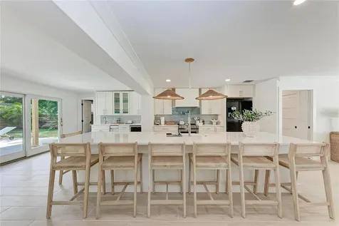 431 Island Circle Sarasota FL 34242