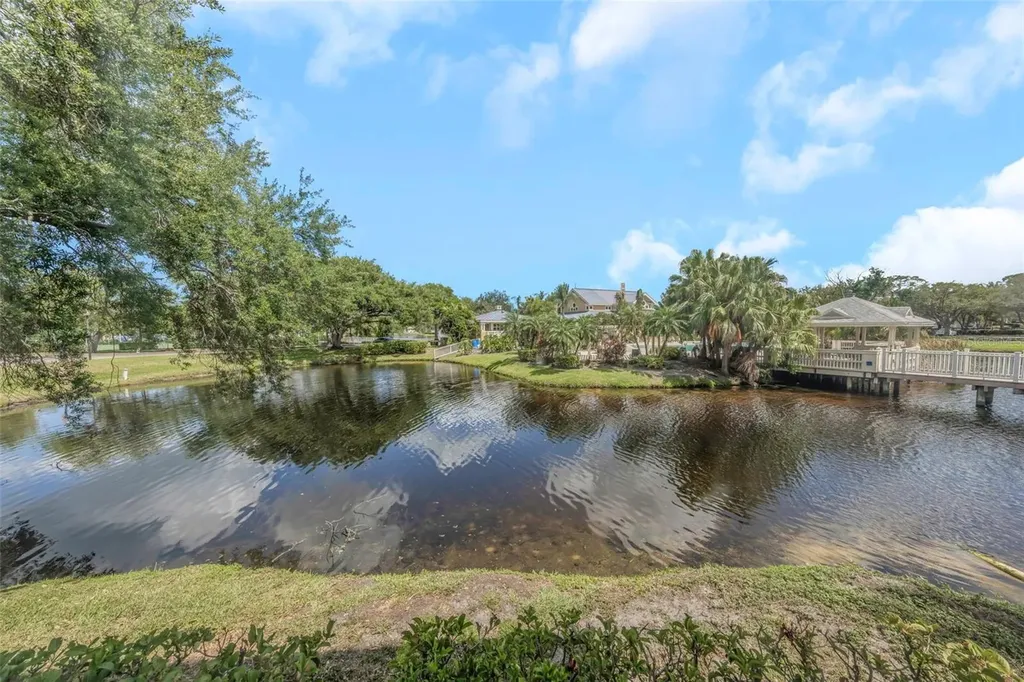 115 112th Avenue NE St Petersburg FL 33716