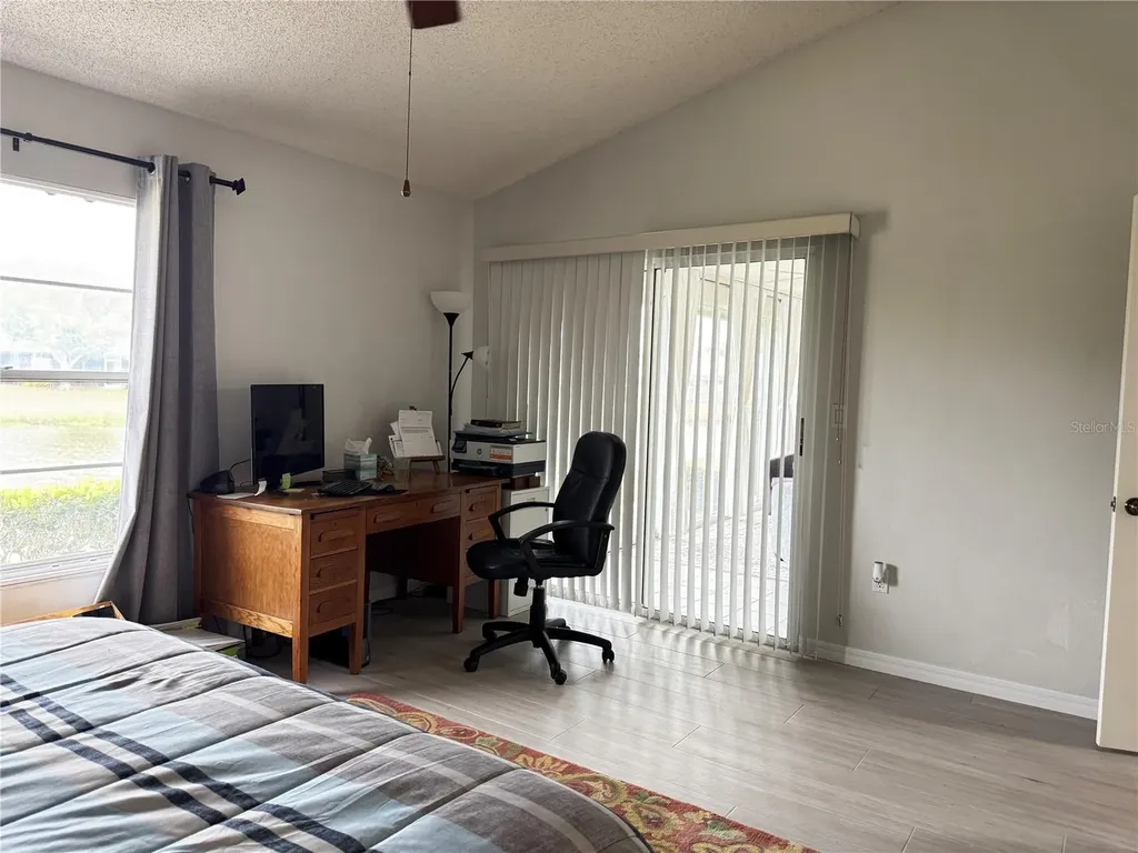 5371 Crestlake Boulevard Sarasota FL 34233