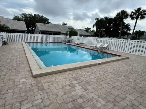 5371 Crestlake Boulevard Sarasota FL 34233