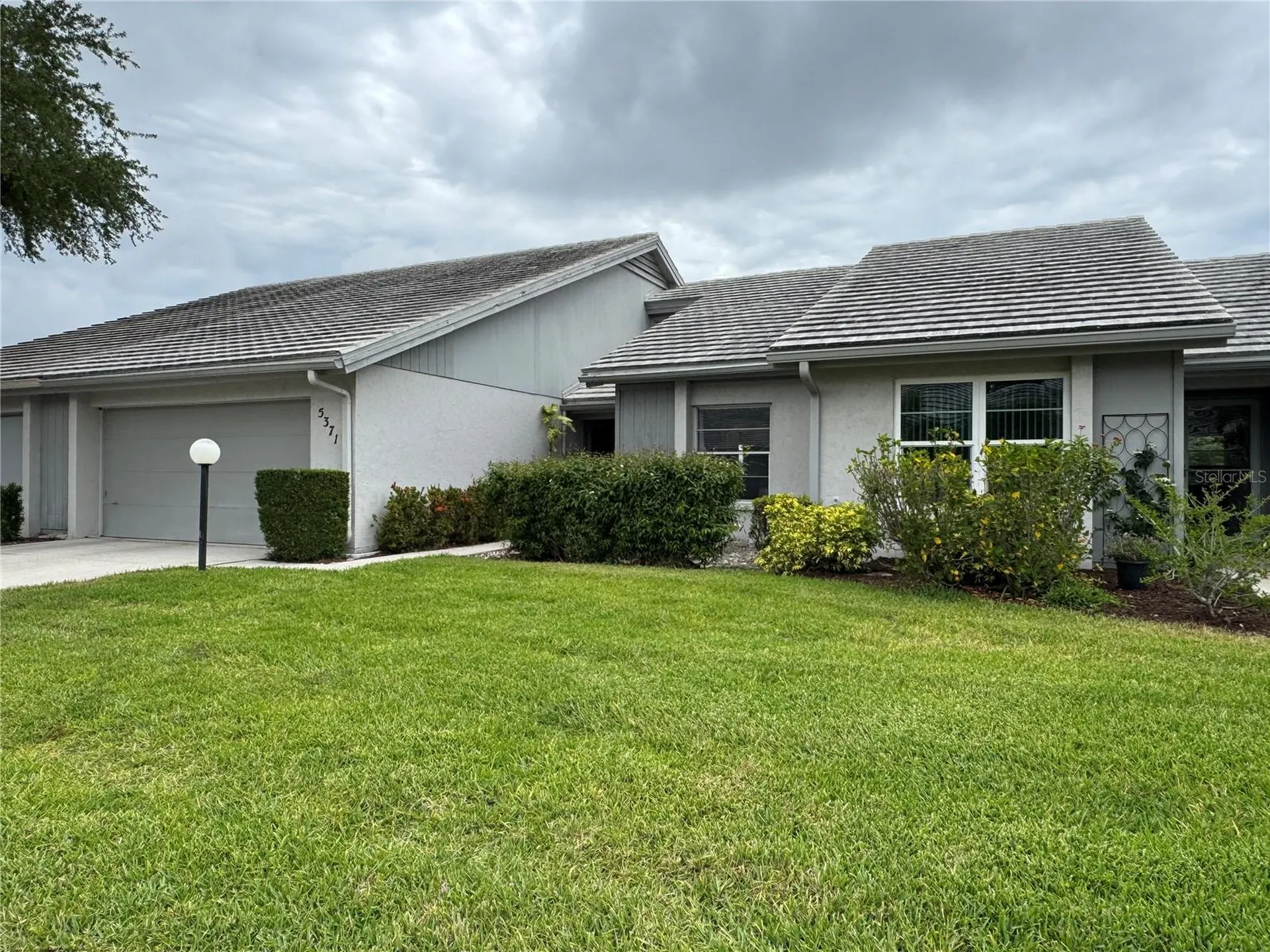 5371 Crestlake Boulevard Sarasota FL 34233