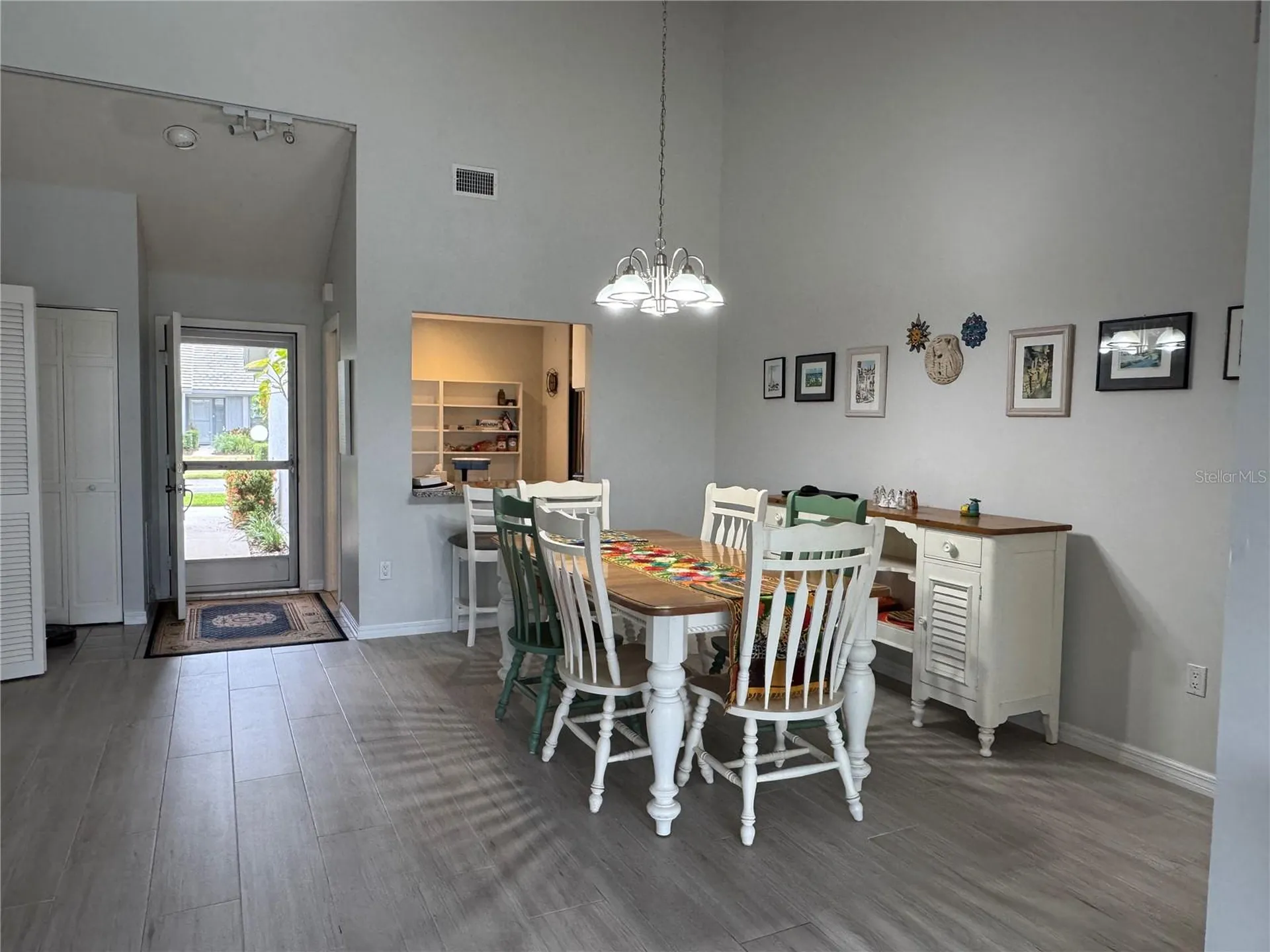 5371 Crestlake Boulevard Sarasota FL 34233
