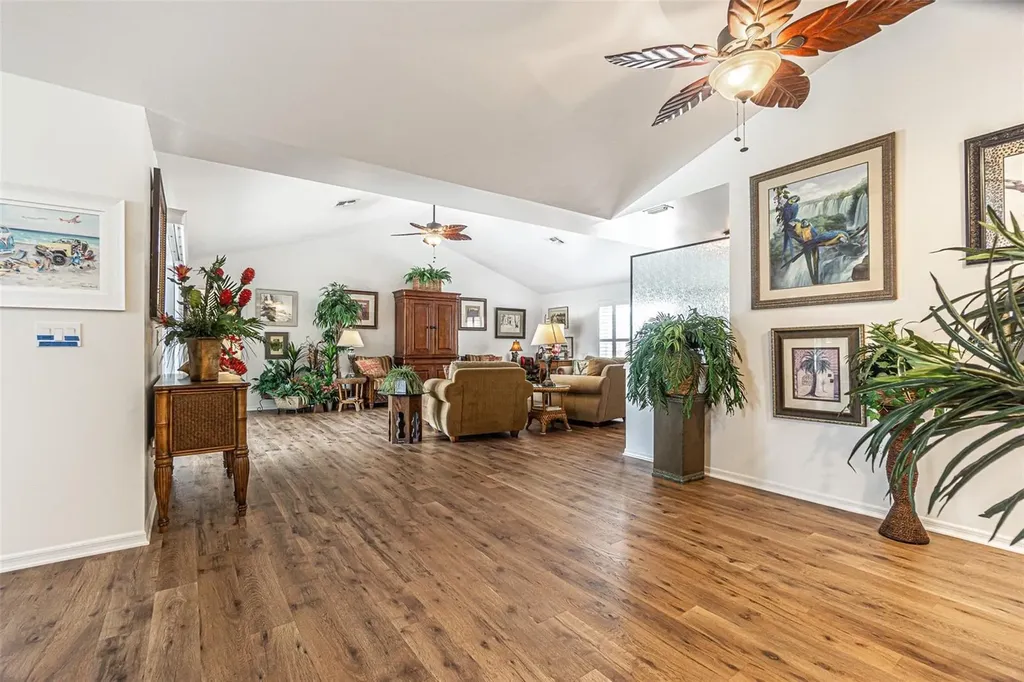 6132 Silver Oaks Drive Zephyrhills FL 33542